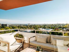 905 Berkeley Street, Santa Monica CA 90403