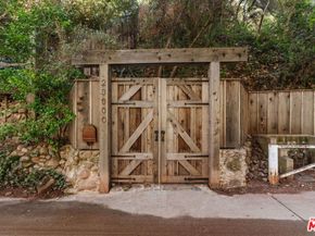 23300 Red Rock Road, Topanga CA 90290