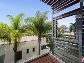 1250 N Harper Avenue 414, West Hollywood CA 90046