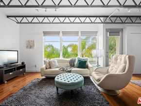 1250 N Harper Avenue 414, West Hollywood CA 90046
