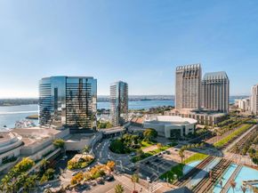 100 Harbor Dr 2104, San Diego CA 92101
