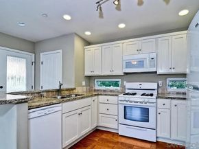 2677 Jefferson St, Carlsbad CA 92008