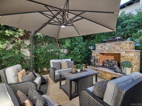187 Cherry Ave, Carlsbad CA 92008