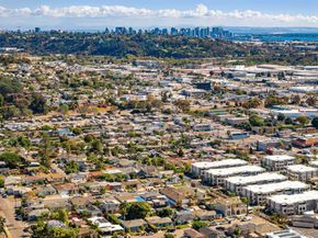 1426 Morenci St, San Diego CA 92110