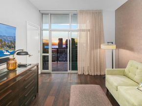 800 The Mark Ln 2801, San Diego CA 92101