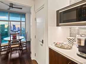 800 The Mark Ln 2801, San Diego CA 92101