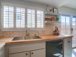 3466 Thunder Dr, Oceanside CA 92056