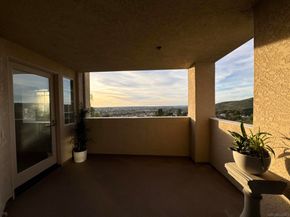 11285 Affinity Ct 124, San Diego CA 92131