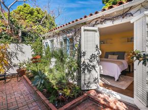 7227 Olivetas Ave, La Jolla CA 92037