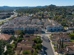 2328 Columba Gln, Escondido CA 92025