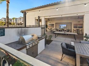 2328 Columba Gln, Escondido CA 92025