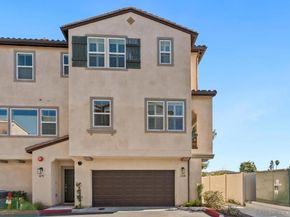 2328 Columba Gln, Escondido CA 92025