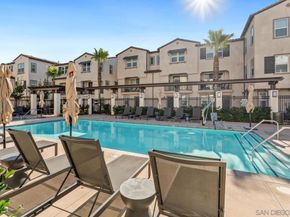 2328 Columba Gln, Escondido CA 92025