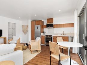 4627 Park Dr, Carlsbad CA 92008