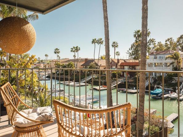 4627 Park Dr, Carlsbad CA 92008