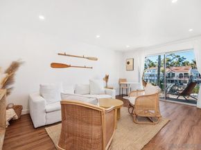 4627 Park Dr, Carlsbad CA 92008