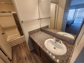 7845 Golfcrest Dr 21, San Diego CA 92119