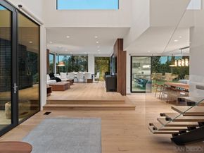 2261 Hercules, Los Angeles CA 90046