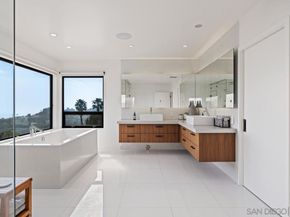 2261 Hercules, Los Angeles CA 90046