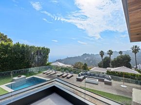 2261 Hercules, Los Angeles CA 90046