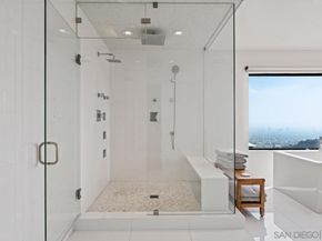 2261 Hercules, Los Angeles CA 90046