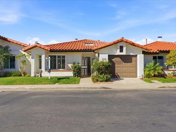 6733 Hyacinth, Carlsbad CA 92011