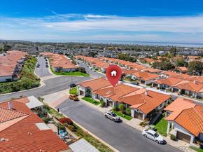 6733 Hyacinth, Carlsbad CA 92011