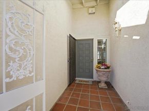 6733 Hyacinth, Carlsbad CA 92011