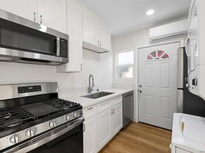 5280 Manhasset Dr, San Diego CA 92115