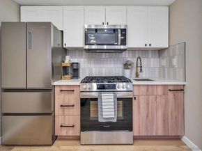 418 W Ivy Street, San Diego CA 92101