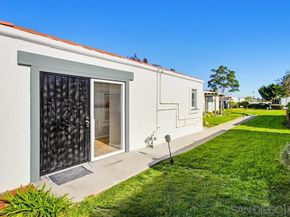 3621 Vista Campana 53, Oceanside CA 92057