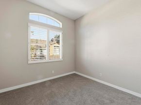 11908 Tivoli Park Row 7, San Diego CA 92128