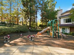 11908 Tivoli Park Row 7, San Diego CA 92128