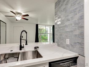 1124 Eureka St 17, San Diego CA 92110