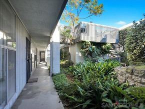 1124 Eureka St 17, San Diego CA 92110