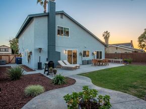 4588 Vinyard St, Oceanside CA 92057