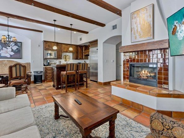 7319 Estrella De Mar Rd 10, Carlsbad CA 92009