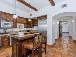 7319 Estrella De Mar Rd 10, Carlsbad CA 92009