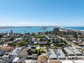 934 Reed Avenue, San Diego CA 92109