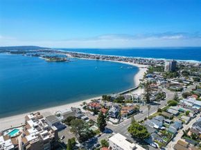 1225 Pacific Beach Drive 2E, San Diego CA 92109