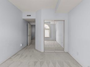 640 Camino De La Reina 1109, San Diego CA 92108
