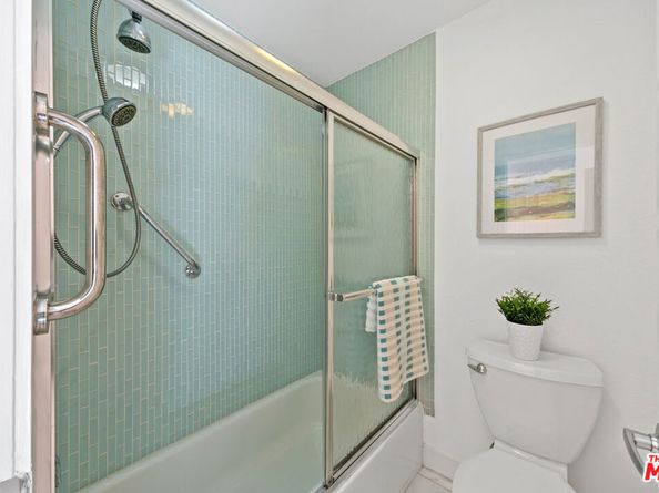 141 S Clark Drive 103, West Hollywood CA 90048