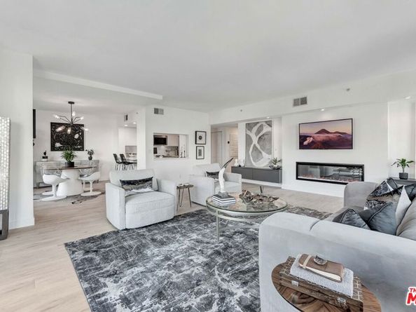 850 E Ocean Boulevard 301, Long Beach CA 90802