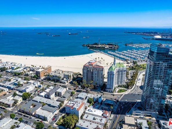 850 E Ocean Boulevard 301, Long Beach CA 90802