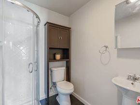 2324 S Highland Avenue, Los Angeles CA 90016