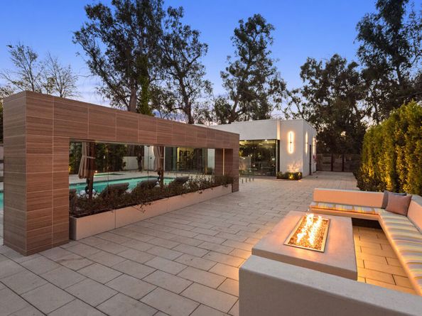 505 S Barrington Avenue 407, Los Angeles CA 90049