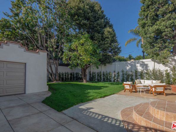 1337 N Orange Grove Avenue, West Hollywood CA 90046