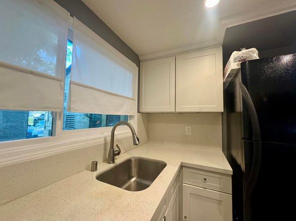 2518 N Tustin Avenue E, Santa Ana CA 92705