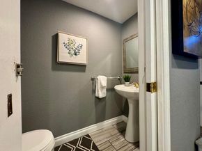 2518 N Tustin Avenue E, Santa Ana CA 92705