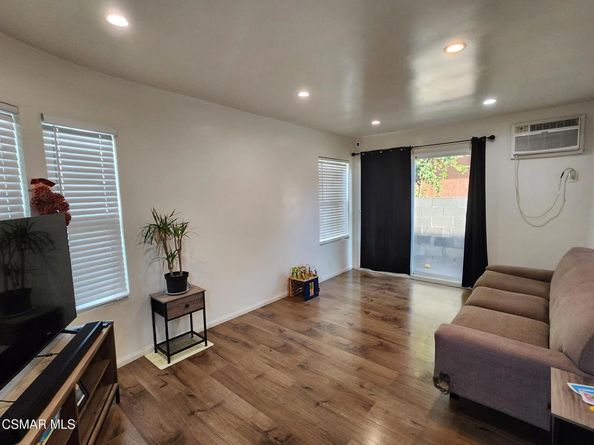 5841 Tujunga Avenue, North Hollywood CA 91601